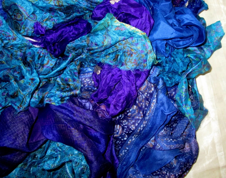 CA LOT PURE SILK Vintage Sari REMNANT Fabrics 100 GRAMS Blue Violet #ABKLB - Image 2 of 2