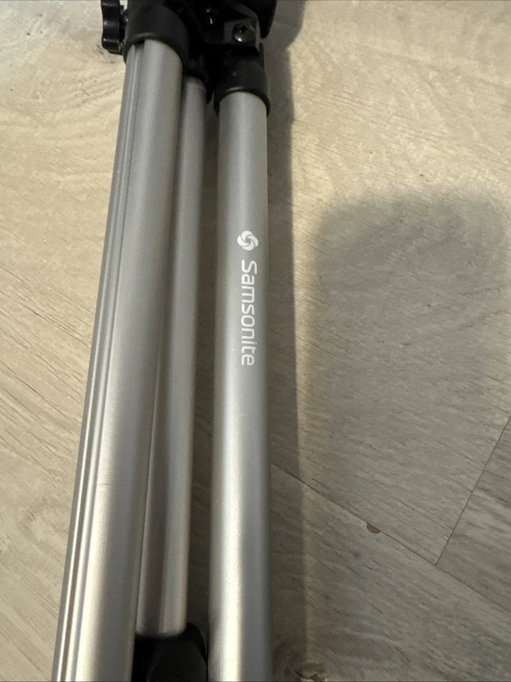 Camera Tri-Pod Samsonite Stand Tripod Adjustable Level - Image 2 of 4