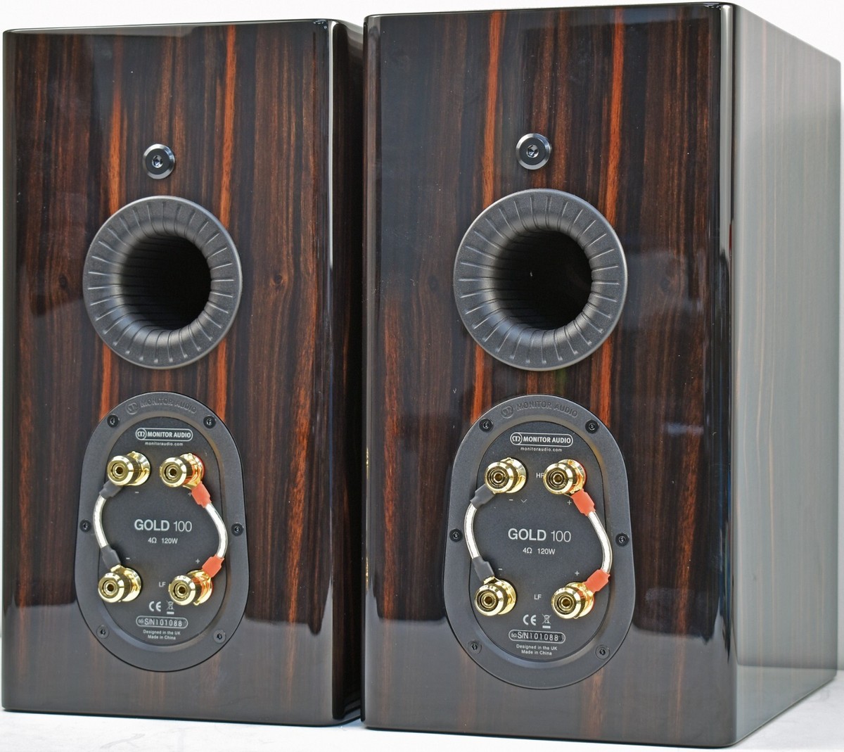 MONITOR AUDIO Gold 100 5G gloss-ebony 2-way monitor/speakers MONITOR AUDIO Gold 100 5G gloss-ebony 2-way monitor/speakers