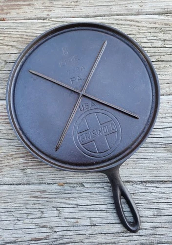 Vintage Griswold Cast Iron #8 Round Griddle Slant Logo 738A *FULLY RESTORED*