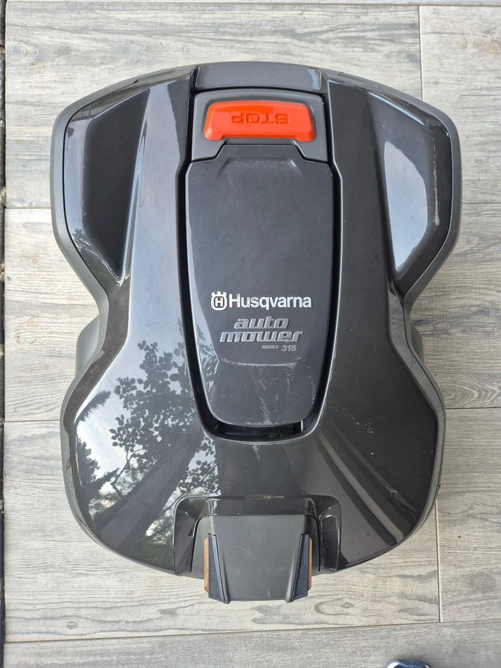 Husqvarna Mähroboter 315 Mark II Automower Rasenmäher bis 1500qm mit Ladestation
