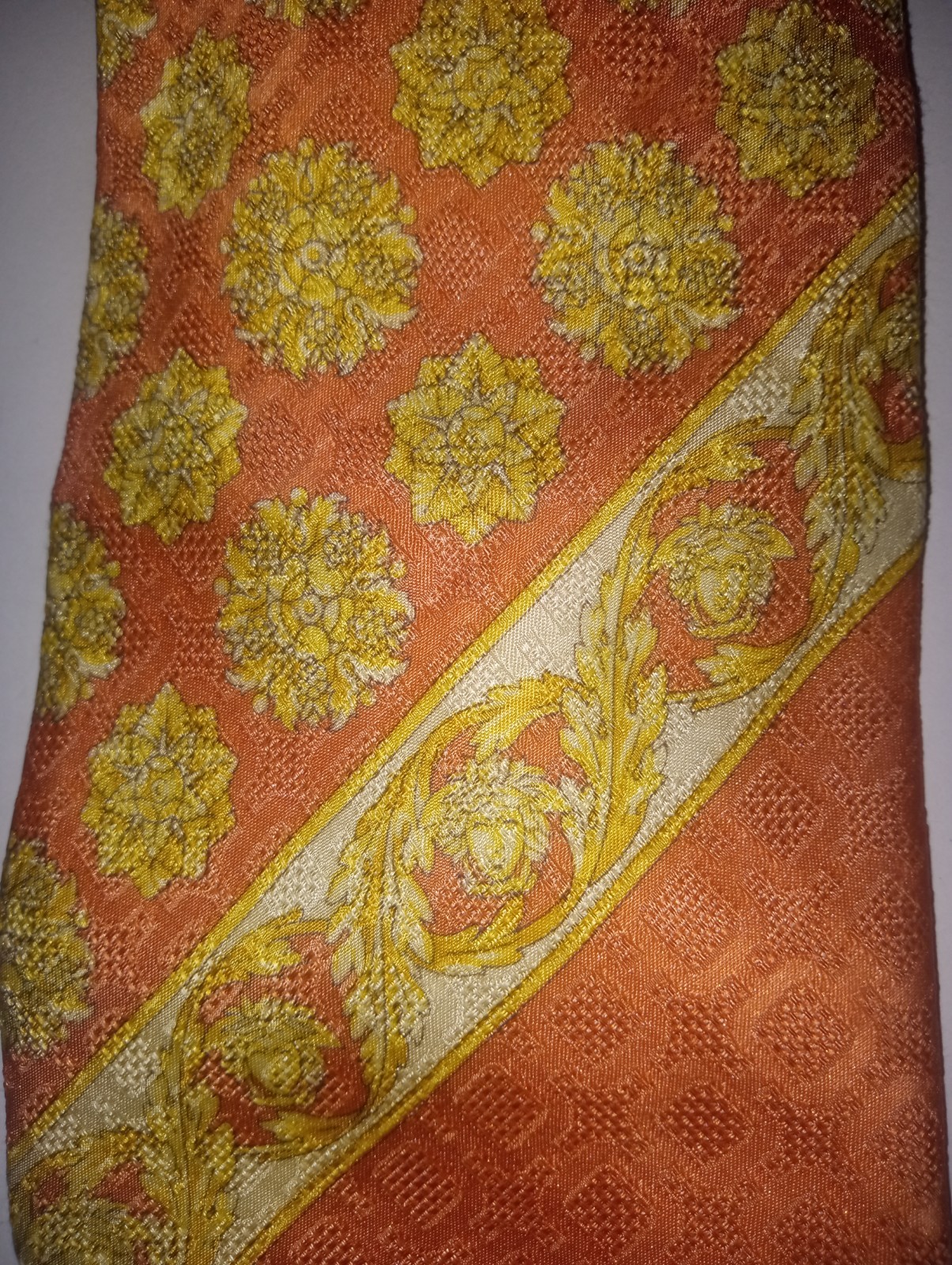 VERSUS by GIANNI VERSACE Vintage 80s 100% Jacquard Silk Medusa Head Tie Italy