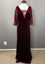 Jenny Yoo Collection Burgundy Red Velvet Lace Trim Maxi Dress Sz 24 Evening