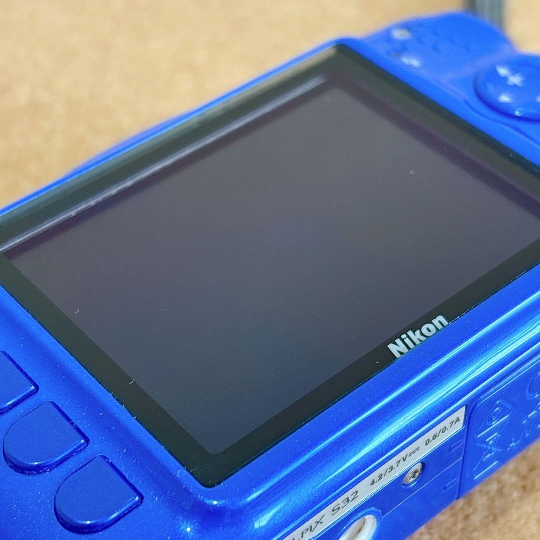 Nikon COOLPIX S32 Blue Compact Digital Camera Tested Working