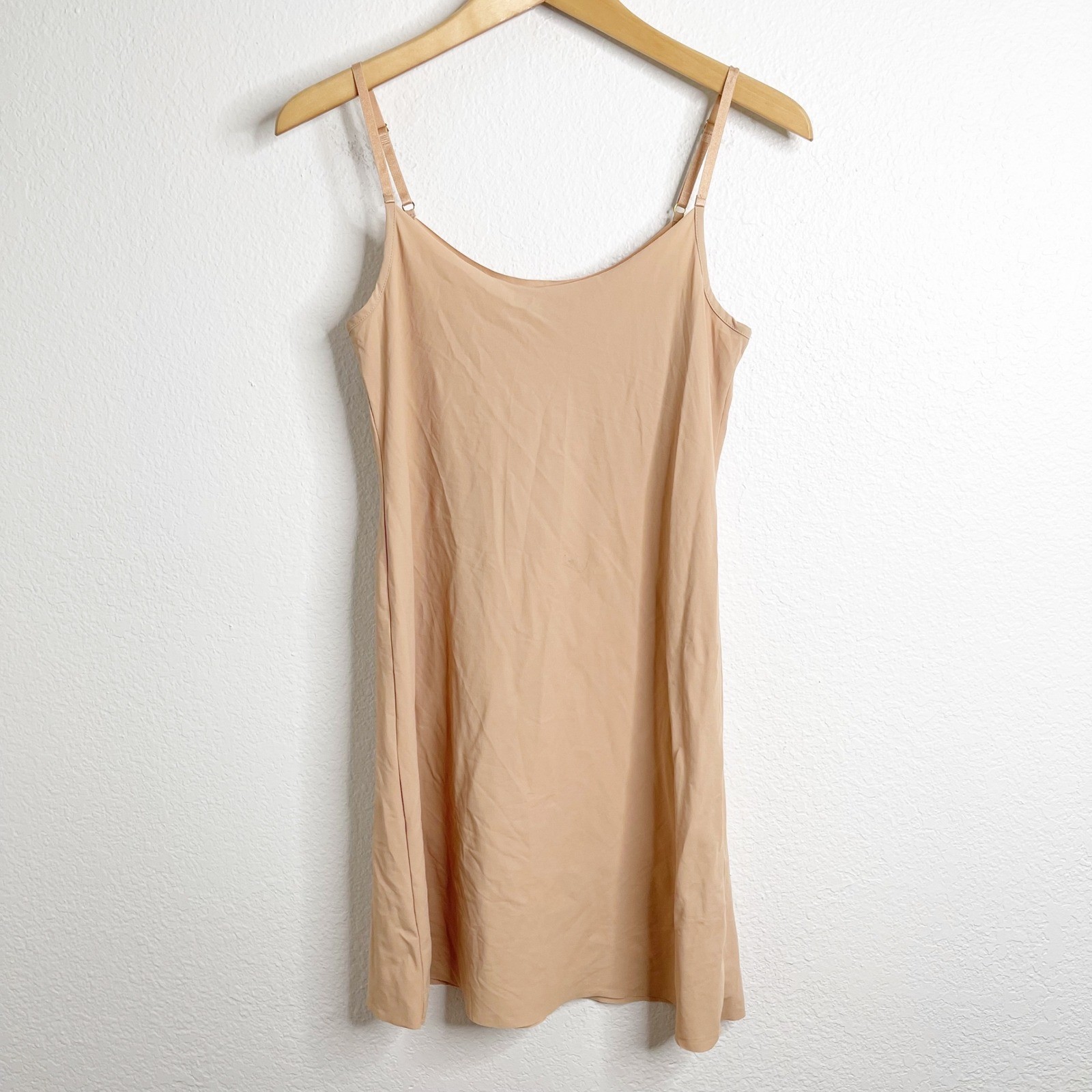 Commando Two-Faced Tech Full Slip Beige Nude Adju… - image 1