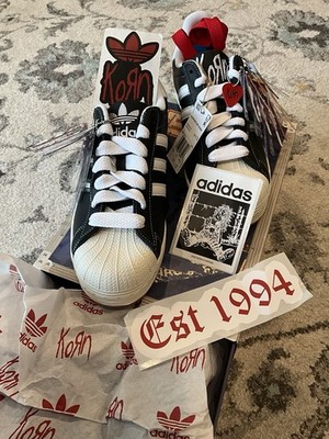 IH1313 Korn adidas Originals Superstar Core Black White Better Scarlet (Men's)