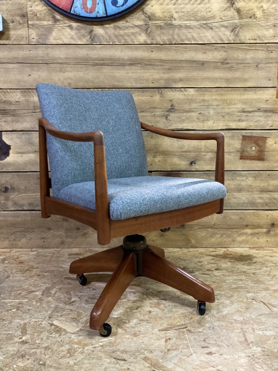 Hillcrest Swivel office desk chair retro teak 60s 70s mid century