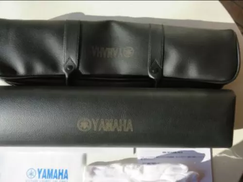 NEW 2024 YAMAHA Flute YFL - 222 hard with In Beautiful Box - Picture 5 of 6