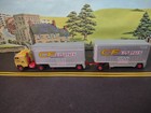 Consolidated Freightways 1950's Custom Moving Vans Freightliner Doubles HO — photo 5