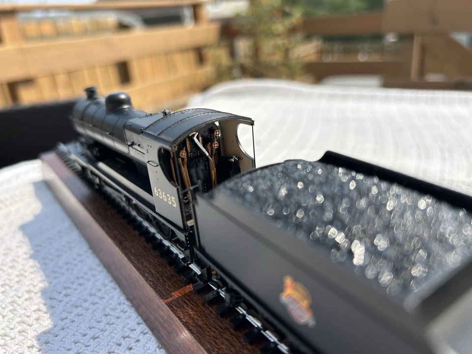 OO Bachmann 31-002 Robinson 04 Class Steam Locomotive - BR Black #63635 - BOXED - Image 4 of 4