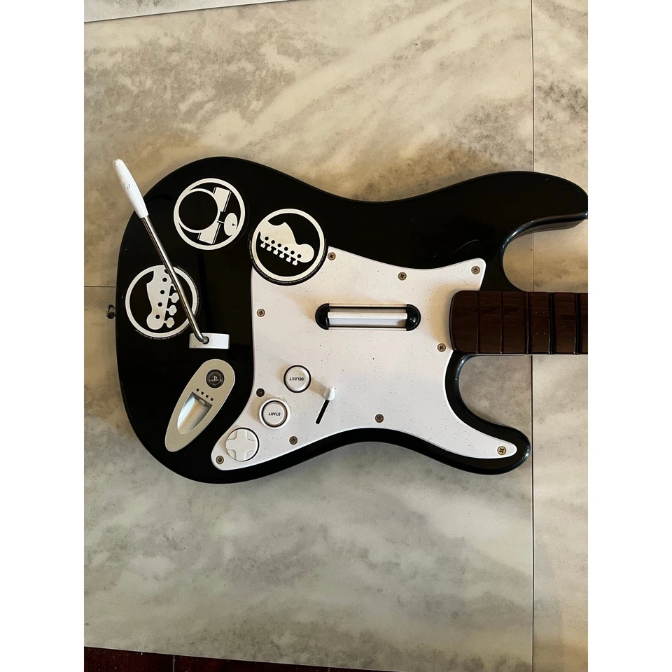 Rock Band Harmonix Guitar Hero Fender Stratocaster Model PSGT52 Wii No Dongle - Image 2 of 4