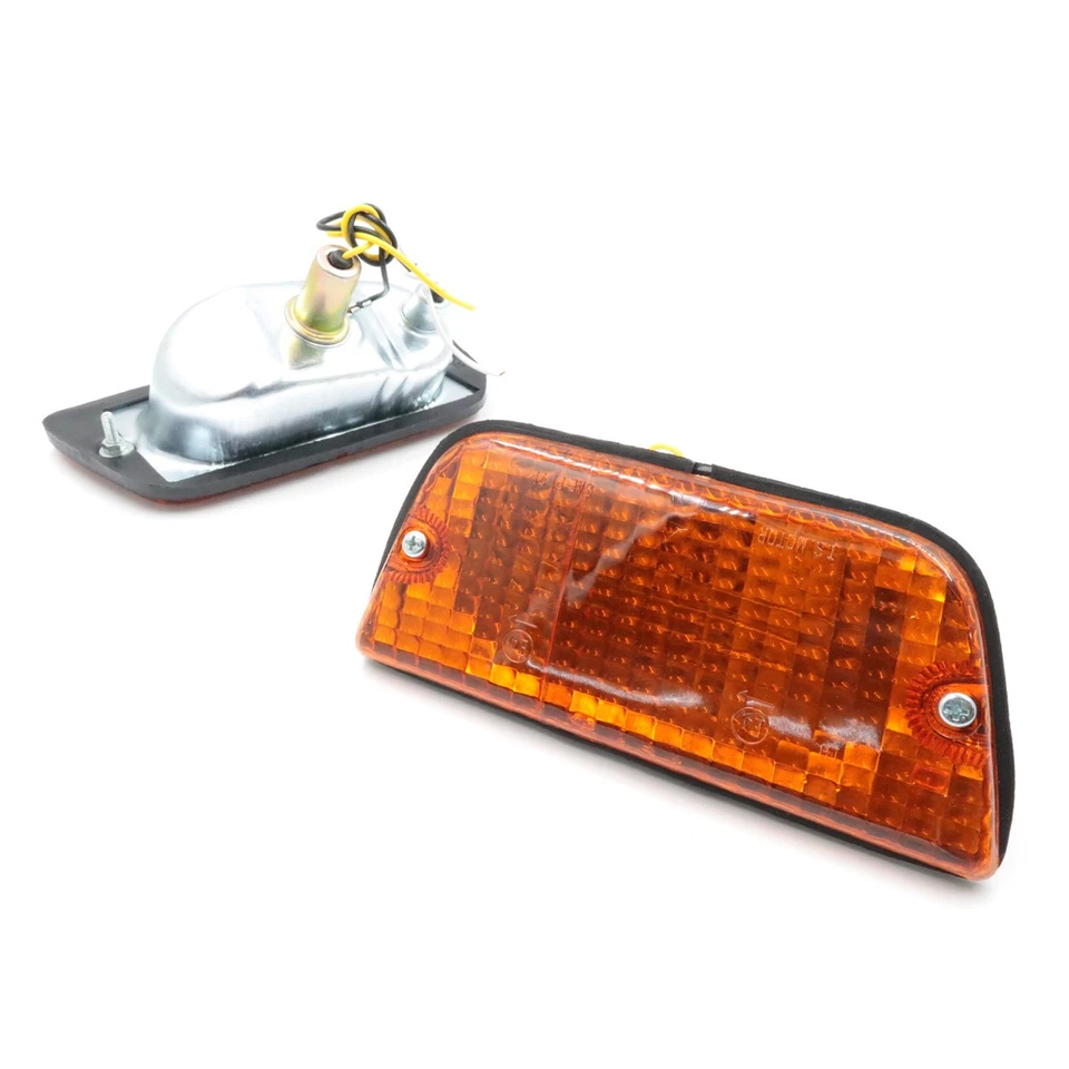 PAR DE LUCES DE GIRO DE ESTACIONAMIENTO DELANTERAS APTAS PARA DATSUN 620 1600 UTE ÁMBAR DIESTRO Y DERECHO NUEVO Foto 2 de 4