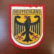 Deutschland Vintage Souvenir Travel Patch Red Felt