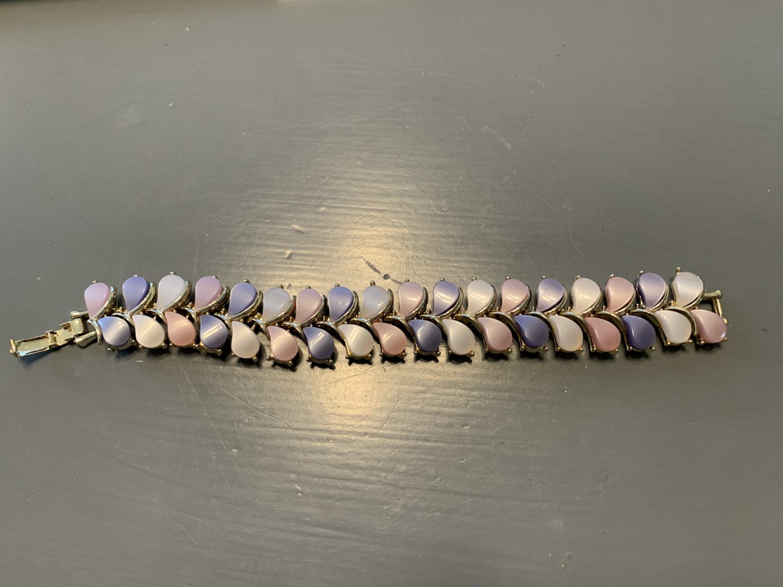 Gorgeous Vintage Signed Kramer Pink Gray White Bracelet