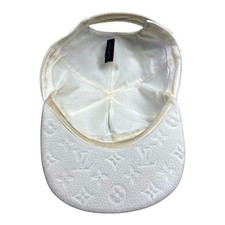 LOUIS VUITTON Newsboy Cap  Ampreinte Casquette Quill White Unisex France Made