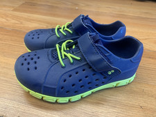 Surprize By Stride Rite Tex navy blue green Style Water Shoes boys size 9