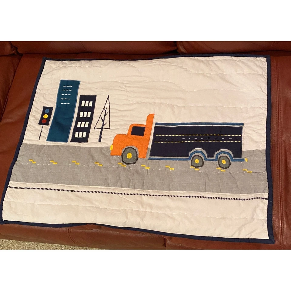 Colcha edredón edredón Pottery Barn Kids doble coches camiones con funda de almohada Foto 3 de 4