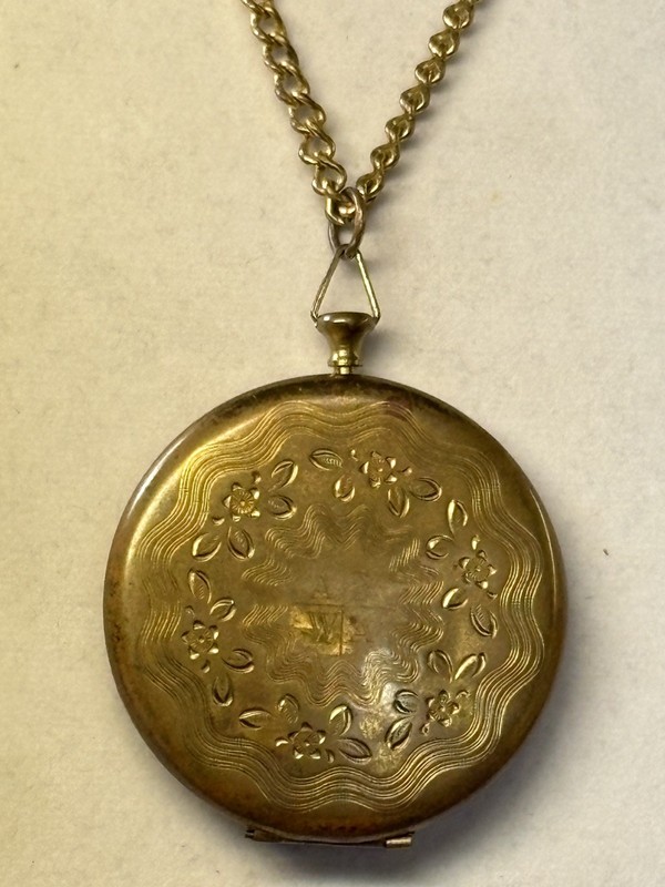 Antique ABWA Victorian Era  Ladies Powder Compact Necklace - Etched- Unused