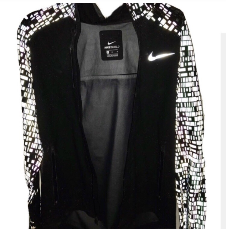 Nike Hypershield Flash Mens Running Jacket Medium | eBay Nike Hypershield Flash Mens Running Jacket Medium | eBay