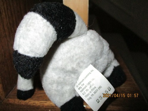 Hallmark's Valentine "LOVE BANDIT" 5 ZOLL PLÜSCHWASCHBÄR - Bild 5 von 6