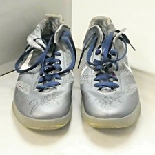 Deron Williams Brooklyn Nets NBA Game Used Worn Signed Basketball Sneakers