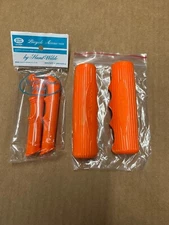 Hunt Wilde Cool Orange Bicycle Brake Lever Covers & Schwinn Stingray Krate Grips