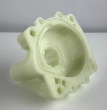 OEM Yamaha Water Pump Housing 61A-44311-01-00 miniatura 3