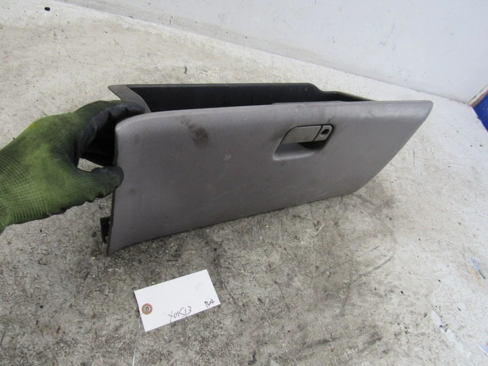 1999 2004 Honda Odyssey dash instrument panel glove box door storage compartment Foto 3 de 4