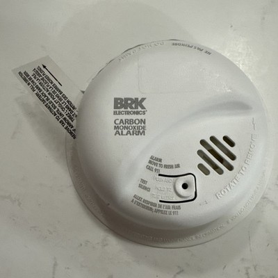 FIRST ALERT BRK CO5120BNA Hardwired Carbon Monoxide (CO) Detector No Pigtail E43