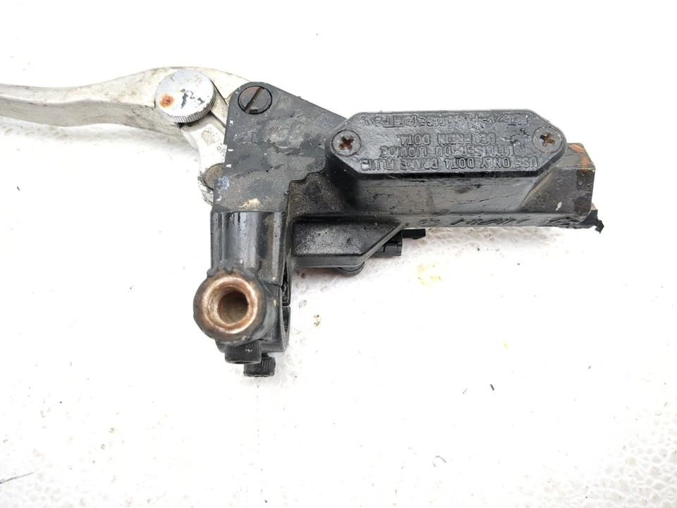 09-20 Yamaha Vmax 1700 VMX17 Front Left Clutch Master Cylinder - Image 3 of 4