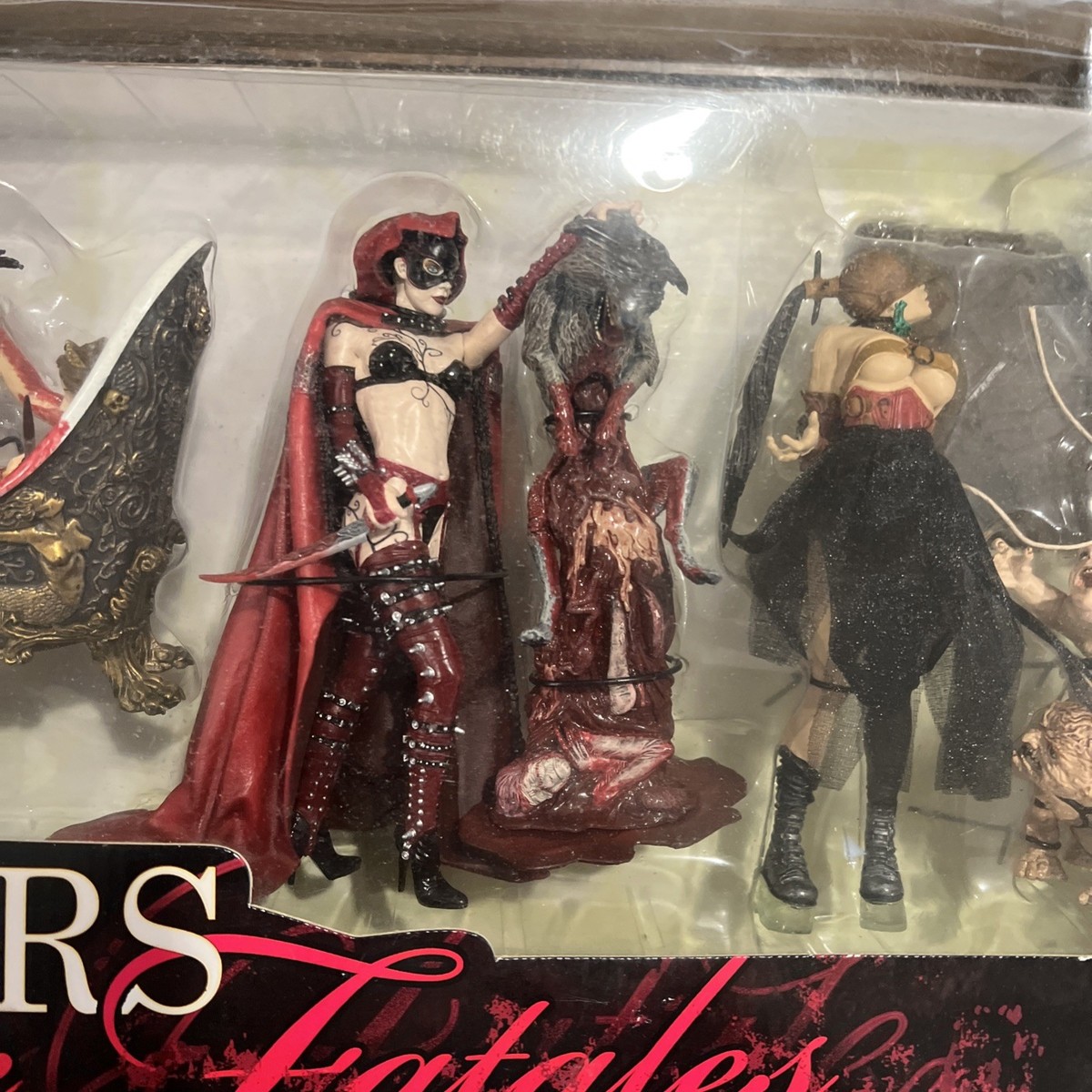 Todd McFarlane Monsters Femme Fatales Set 3 Dorothy of Oz Red