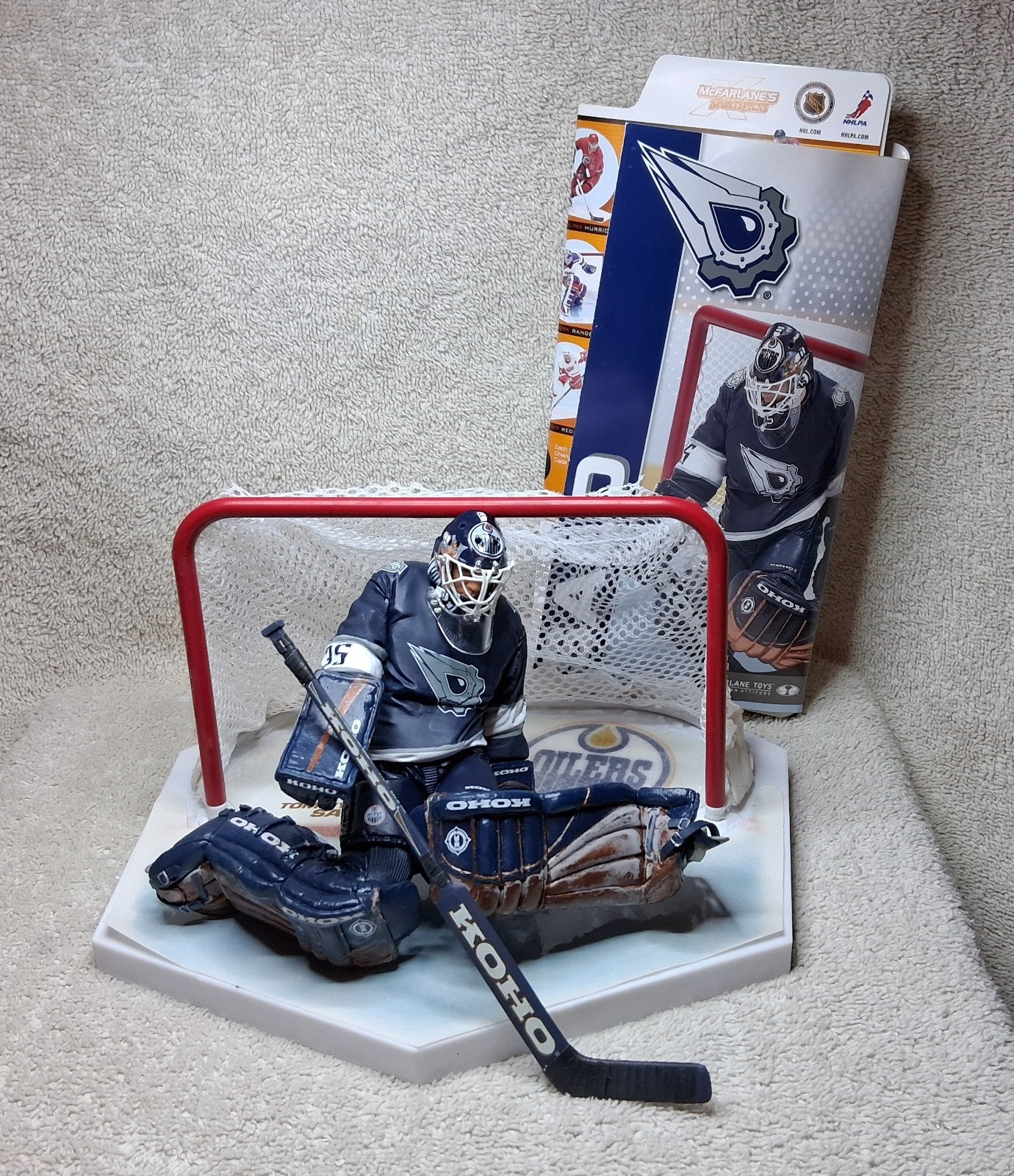 TOMMY SALO 2002 McFarlane NHL Hockey Series 4 Goalie Figure & Accessories OILERS
