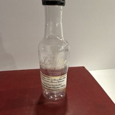 Botella de bourbon transparente miniatura reserva especial rara, difícil de encontrar