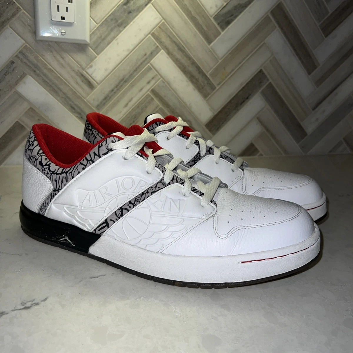 Jordan Nu Retro 1 Low White - 317163-161 for Sale | Authenticity