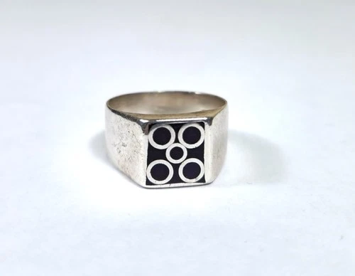 Vintage Silver and Black Enamel Signet Ring - Size N