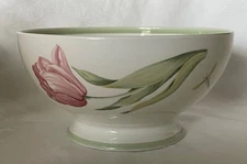 Retired! Villeroy & Boch - FLOREA - Large 9" FOOTED SERVING BOWL - Floral design