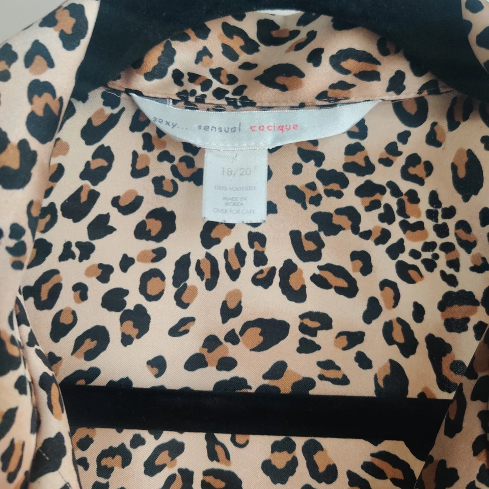 Pijama Cacique Salón Camisa para dormir Estampado Animal Leopardo Satinado Sedoso Abotonada 18/20 Foto 4 de 4