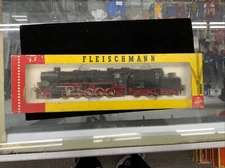Fleischmann 4175 steam locomotive with tender HO
