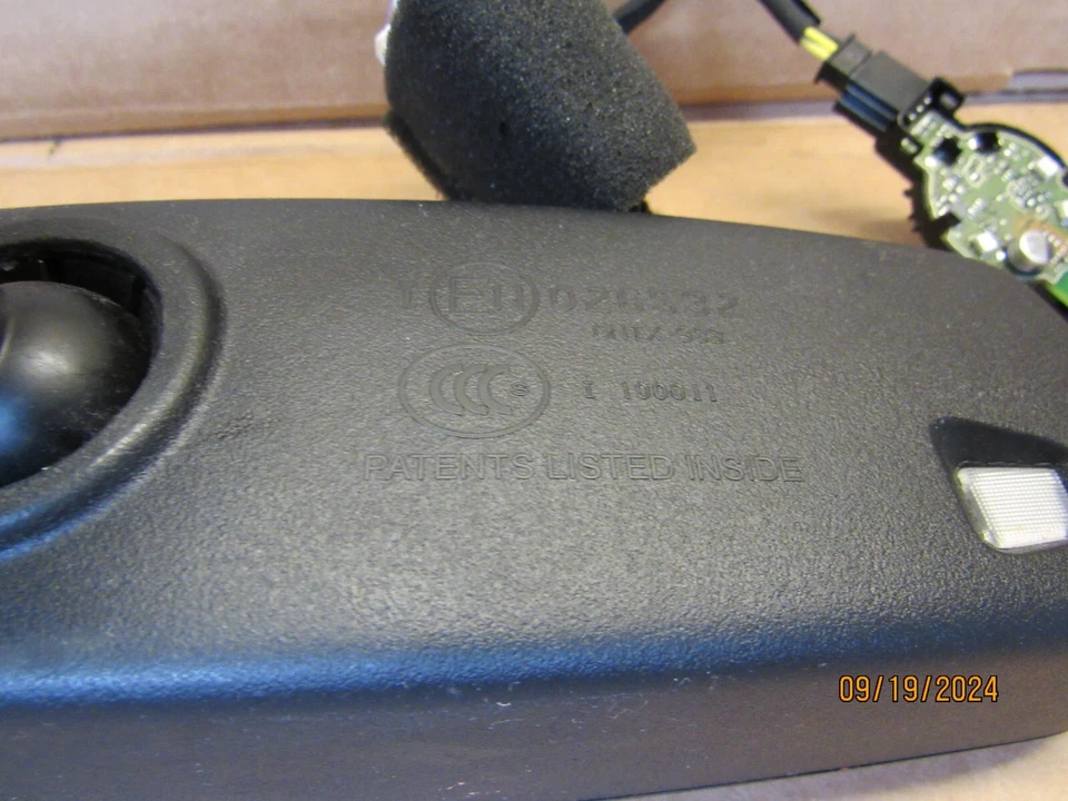 2013 2014 2015 2016 2017 Lincoln MKT Interior Rear View Mirror OEM E11026532 - Image 4 of 4