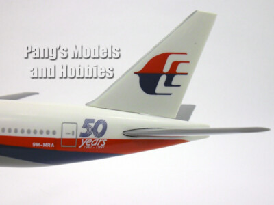 Boeing 777 (777-200) Malaysia Airlines 1997 - 50 Years 1/200 Scale