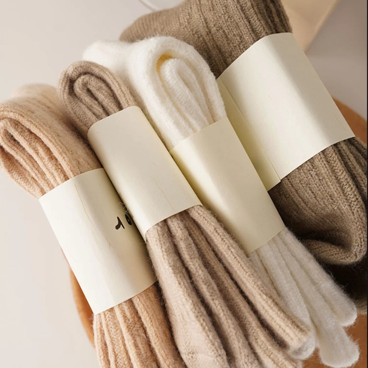 5 Pairs Wool Crew Design Knit Thick Soft Warm Fuzzy Color Girl Women Boots Socks
Opens in a new wind