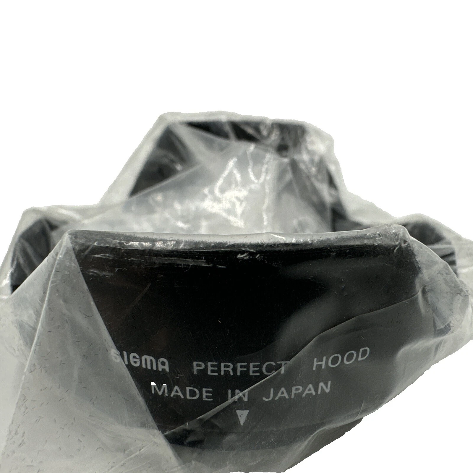 Sigma Snap - on Camera Lens Hoods