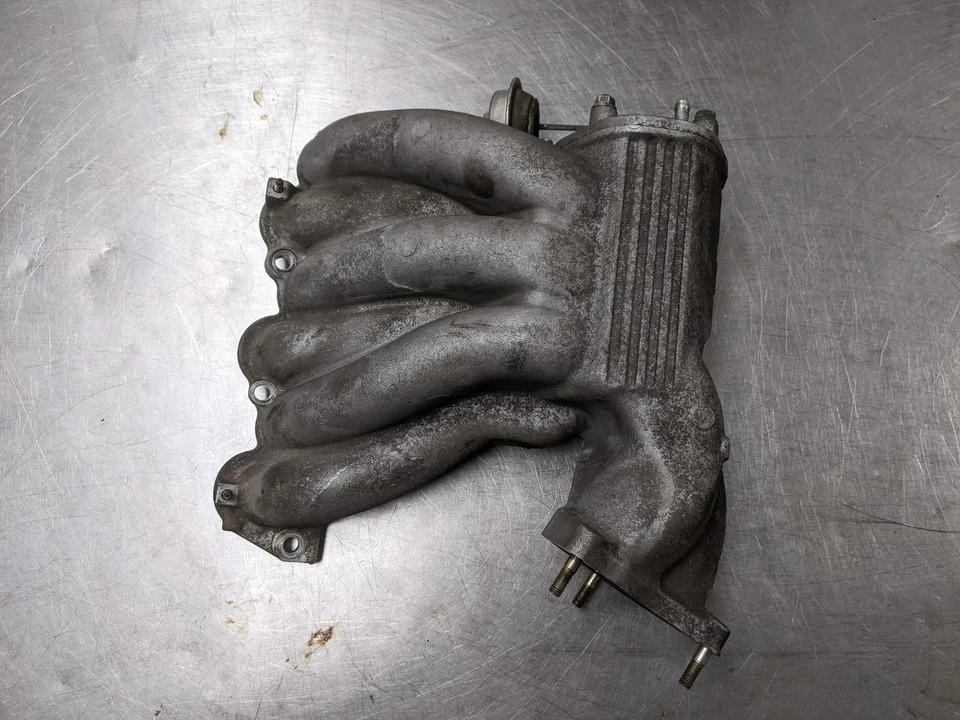 Intake Manifold For 99-03 Lexus RX300  3.0 1710920081 - Image 2 of 4