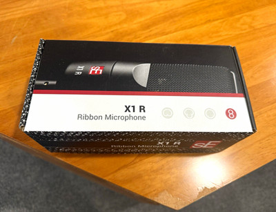 sE Electronics X1 R Ribbon Mic Black w/ Shock Mount and Pop Filter