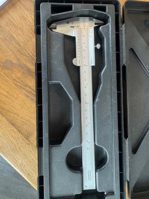 Messschieber 0-150 mm Holex     (A22)
