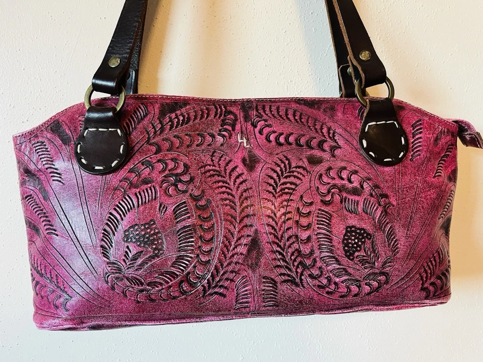 Leaders In Leather Hand Tooled Leather Shoulder Bag Stunning Pink Trendy Shape - Image 2 of 4