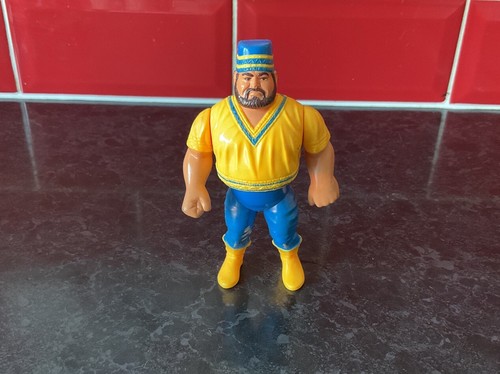 WWF WWE Hasbro Akeem Series 1 Wrestling Figure Ful...