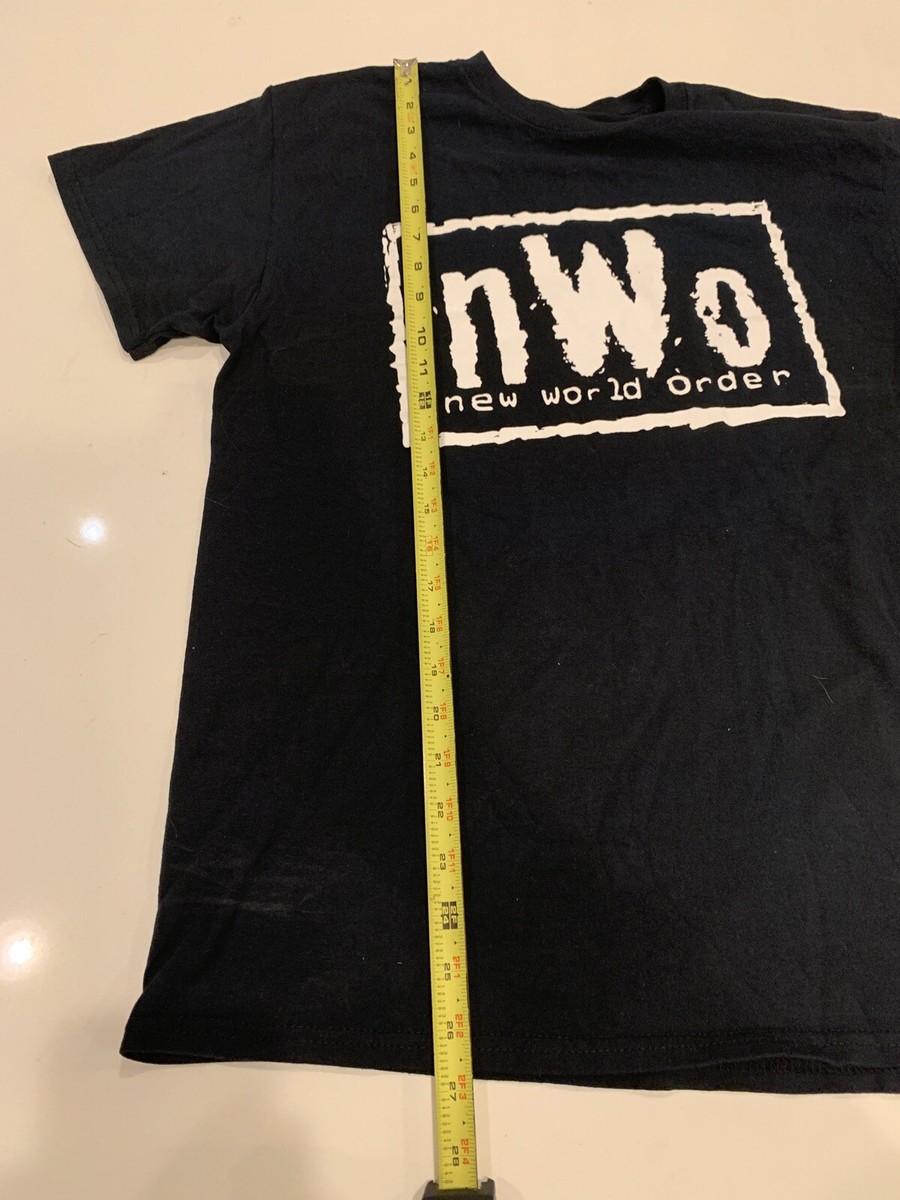 WWE NWO Mens T Shirt Mens Size Small WCW Professional Wrestling