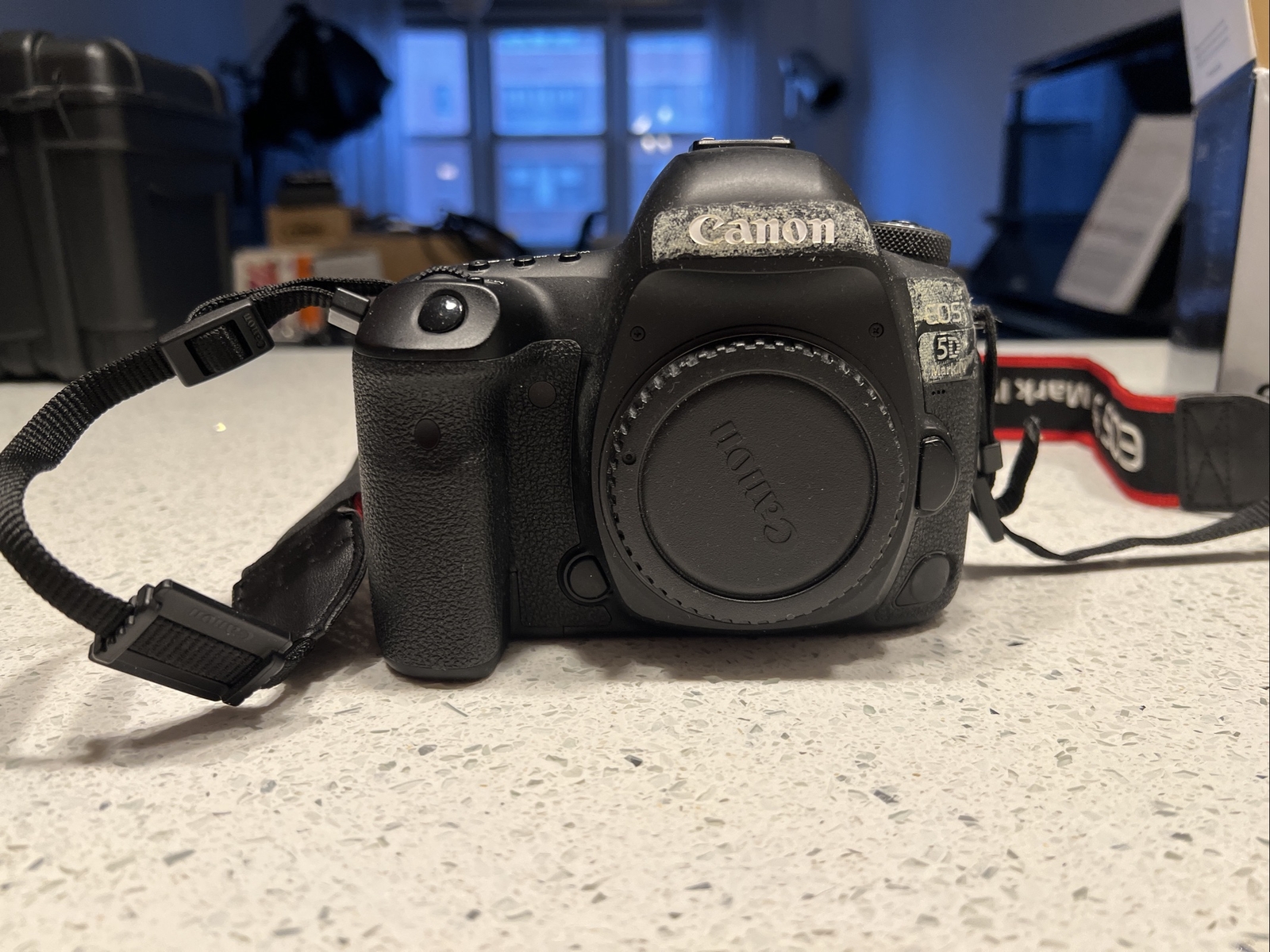 Canon EOS 5D MARK IV 30.4 MP Digital SLR Camera Body *Includes Tether