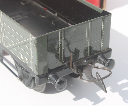 Hornby O Scale NE 5 plank wagon Tinplate No 1 FNQHobbys MS139 - Picture 5 of 10